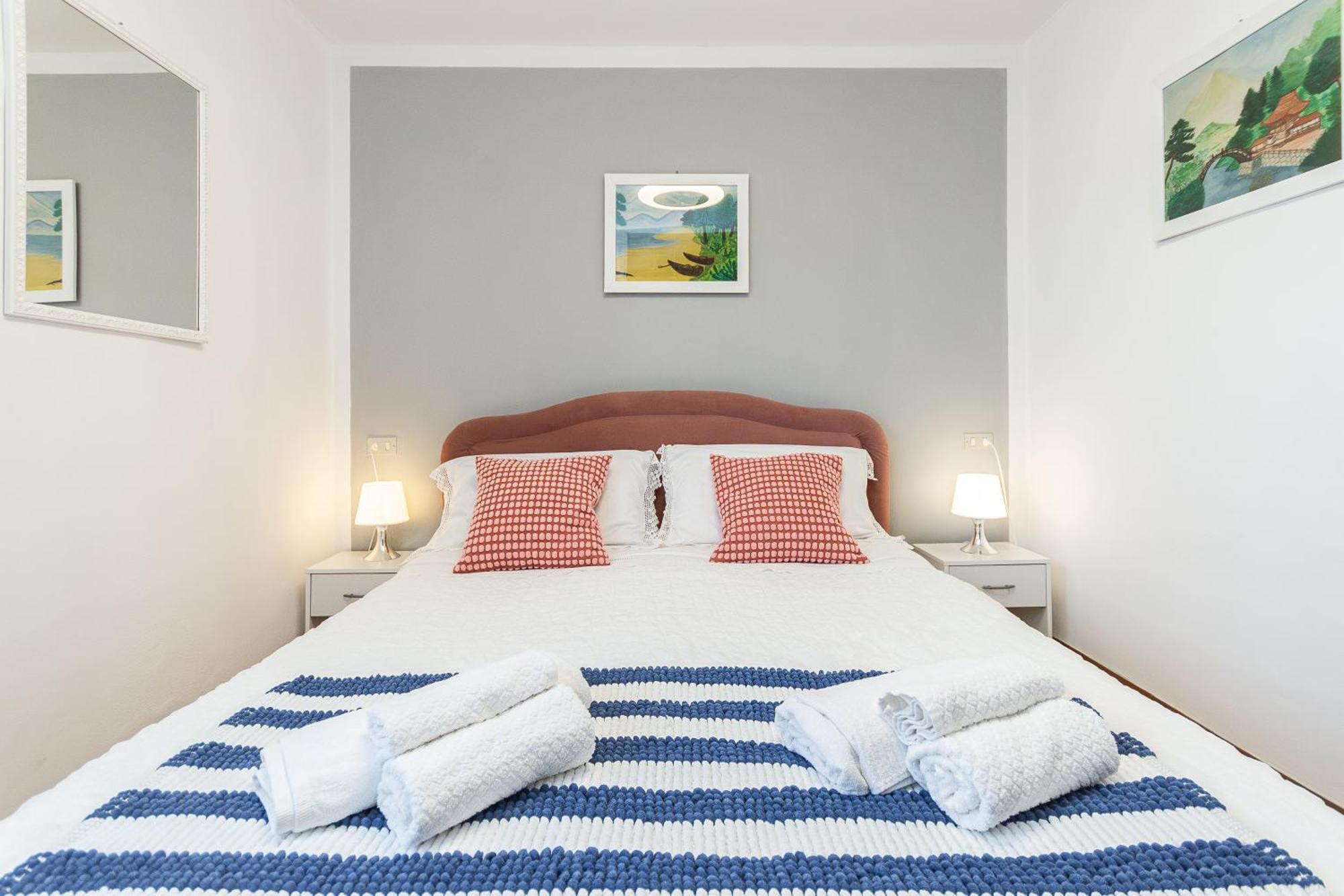 C22 Beachfront Villa - Spa Bath, Pool, Private Beach, Parking Free Marina dʼMarina dʼAndora 外观 照片