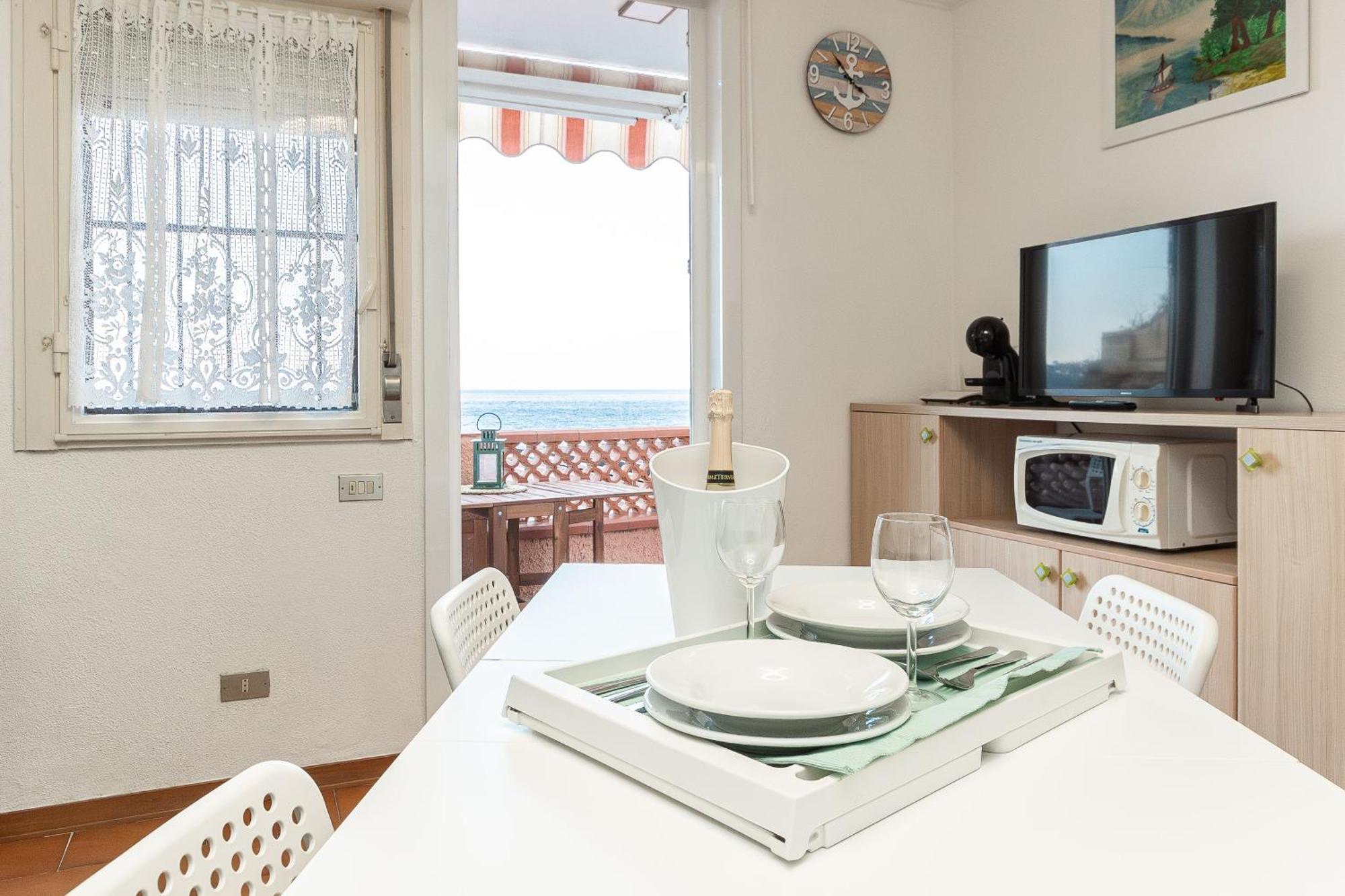 C22 Beachfront Villa - Spa Bath, Pool, Private Beach, Parking Free Marina dʼMarina dʼAndora 外观 照片